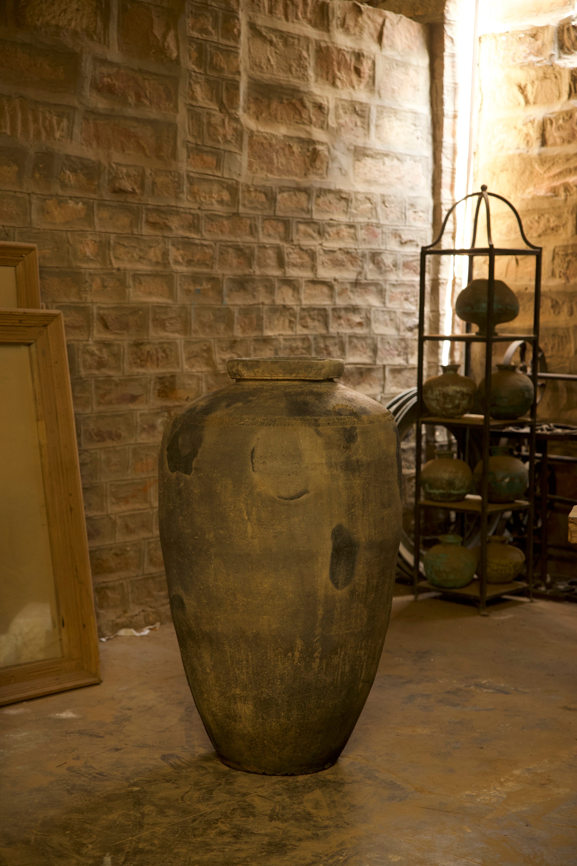 large clay pot no. 1510