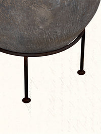 large clay pot no. 1601 with iron stand