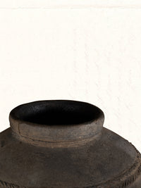 large clay pot no. 1905