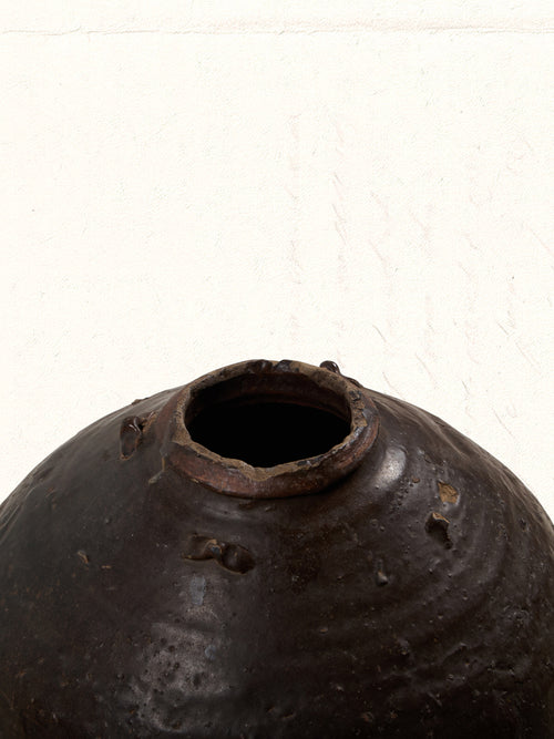 ceramic pot no. 2605