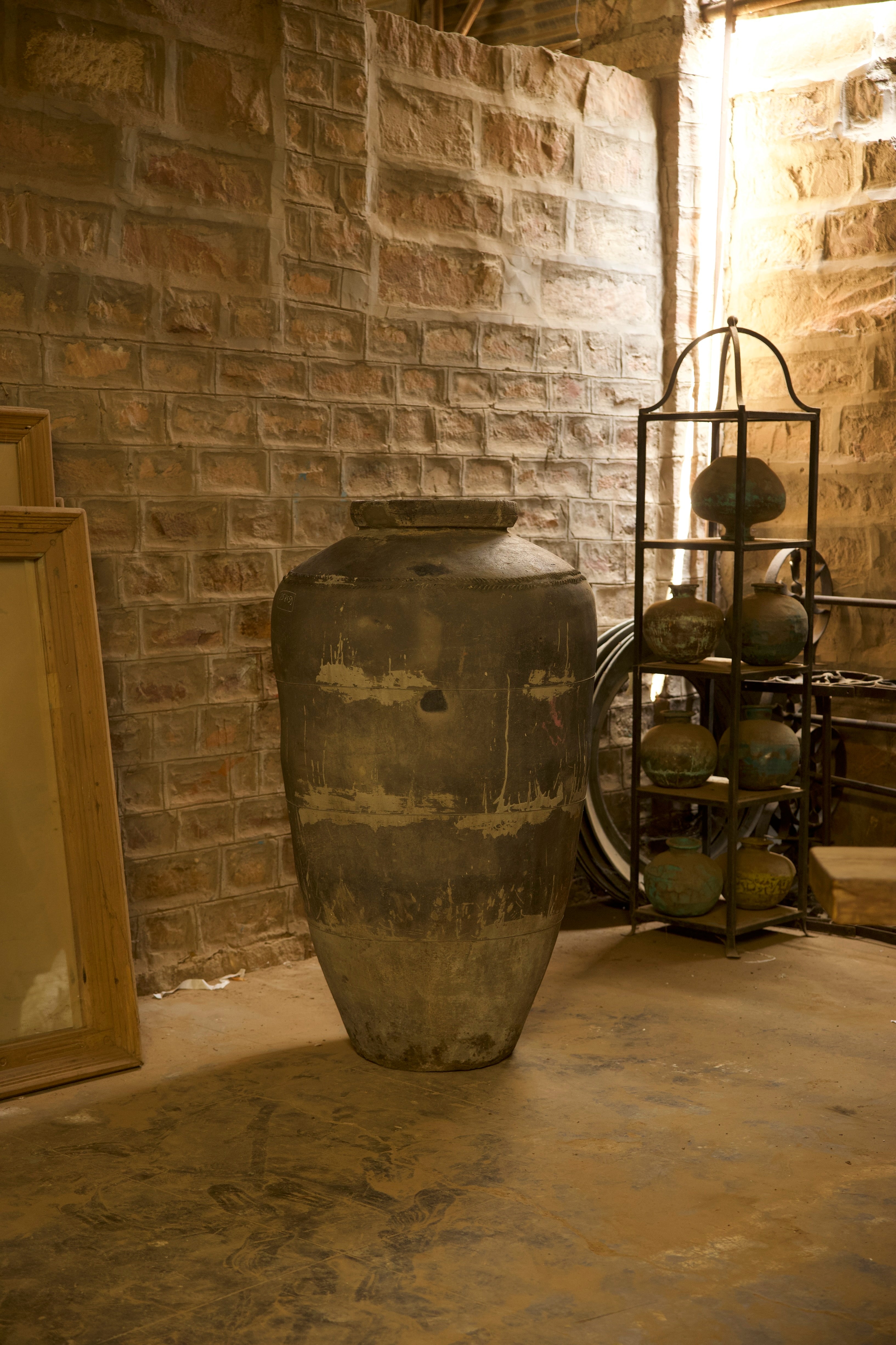 large clay pot no. 0811