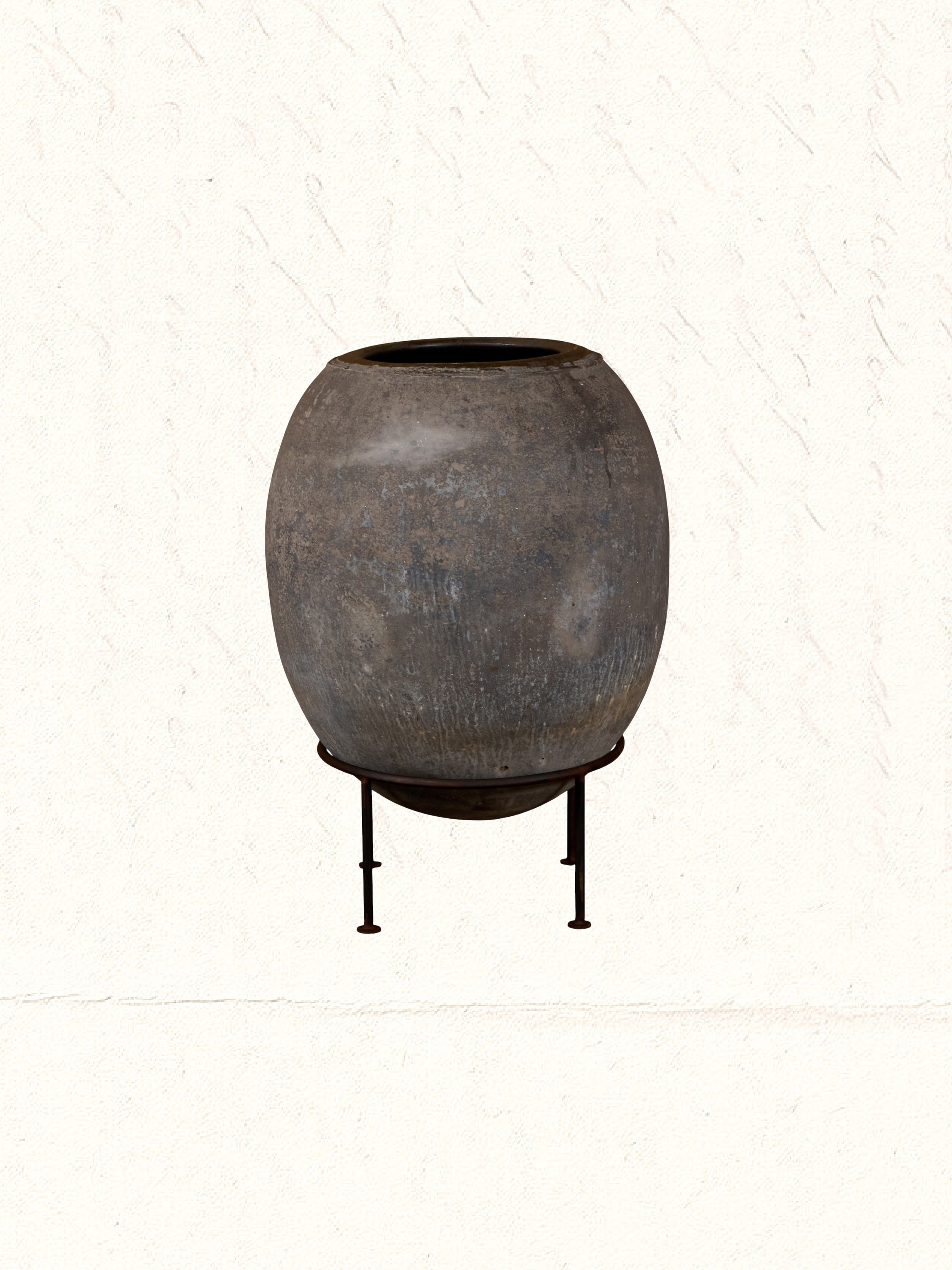 large clay pot no. 1601 with iron stand