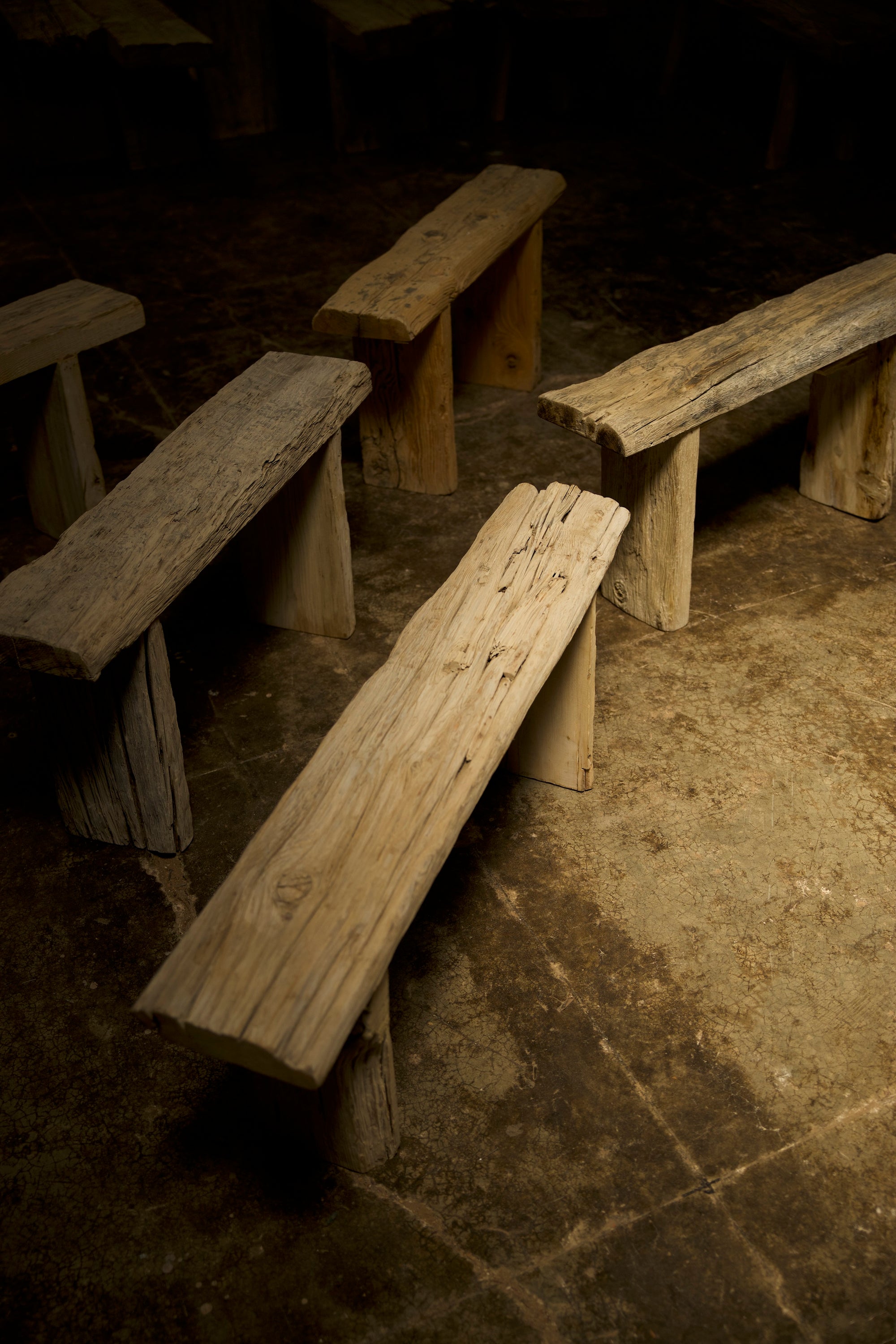 wooden bench no. 1608