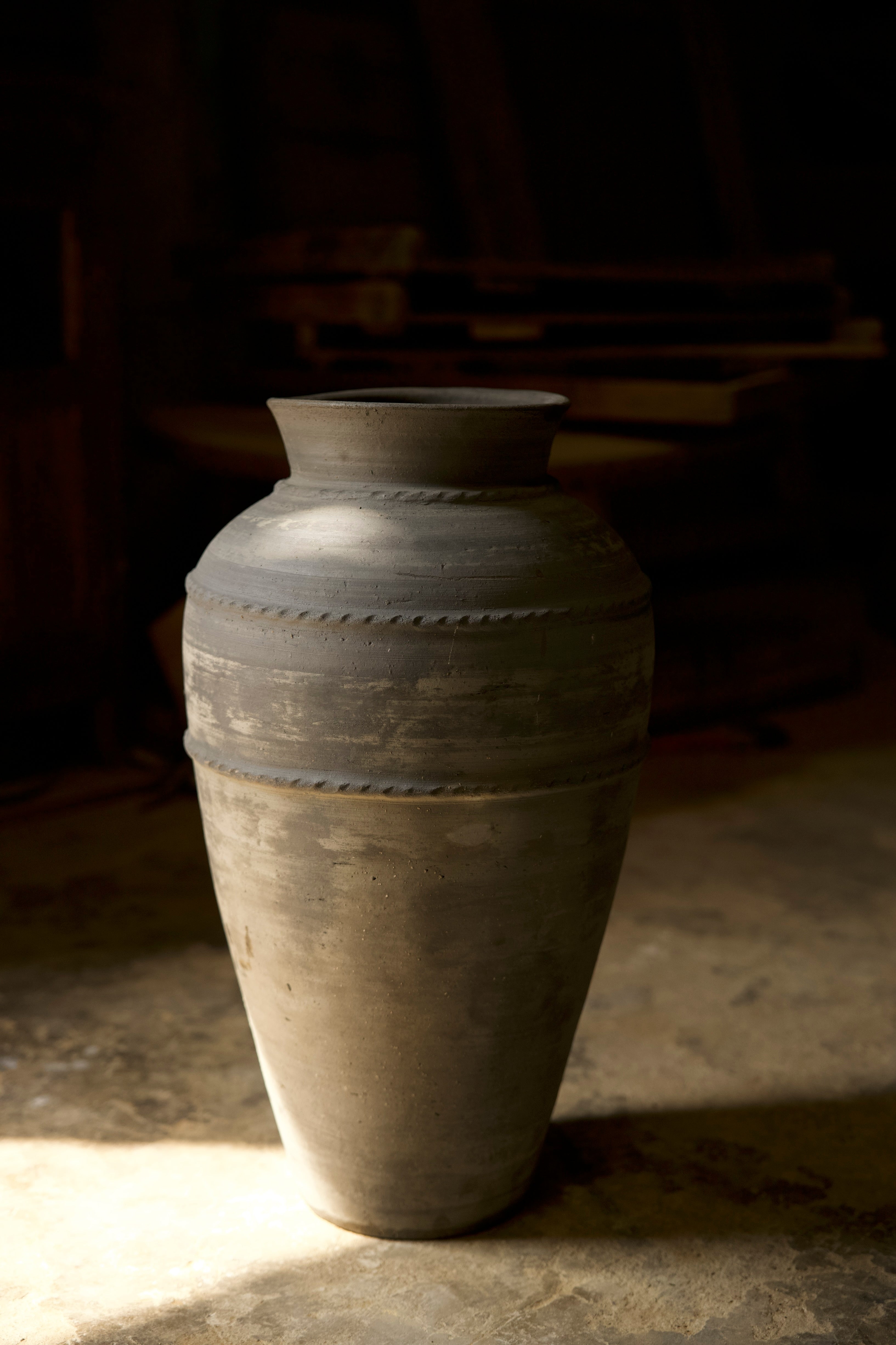 clay pot no. 2702
