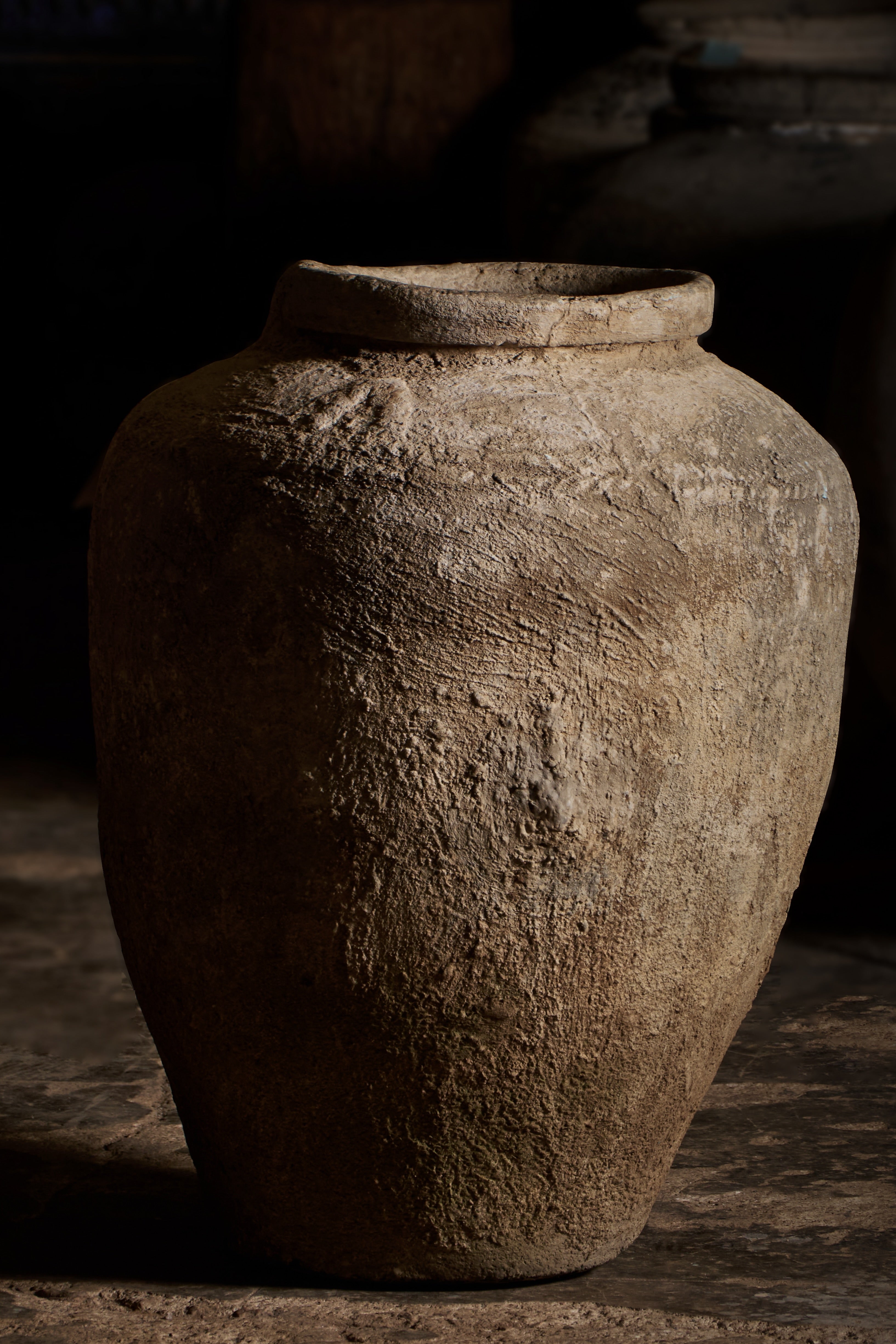 large clay pot no. 0411